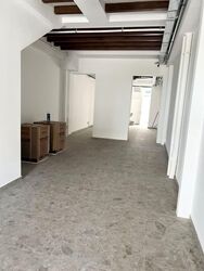 Rowell Road (D8), Retail #575441211